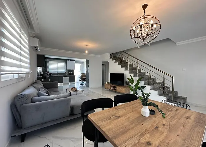 Royal Sun Elite Luxury By Myguest Cyprus Apartament *