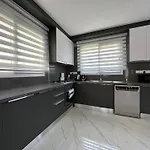Royal Sun Elite Luxury Villa-apartments By Myguest Cyprus *