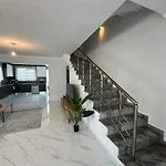 Royal Sun Elite Luxury Villa-apartments By Myguest Cyprus Apartamento *