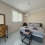 Royal Sun Elite Luxury Villa-apartments By Myguest Cyprus Apartamento