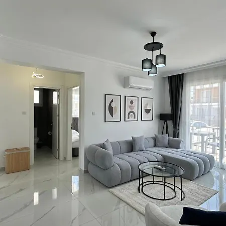 Royal Sun Elite Luxury & By Myguest Cyprus Apartman *