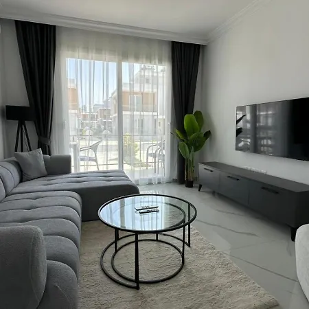 Royal Sun Elite Luxury & By Myguest Cyprus Apartman