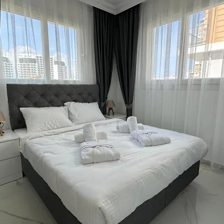 Royal Sun Elite Luxury & By Myguest Cyprus Appartement